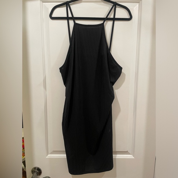 Pretty Little Thing Ribbed Bodycon Dress - Picture 1 of 3